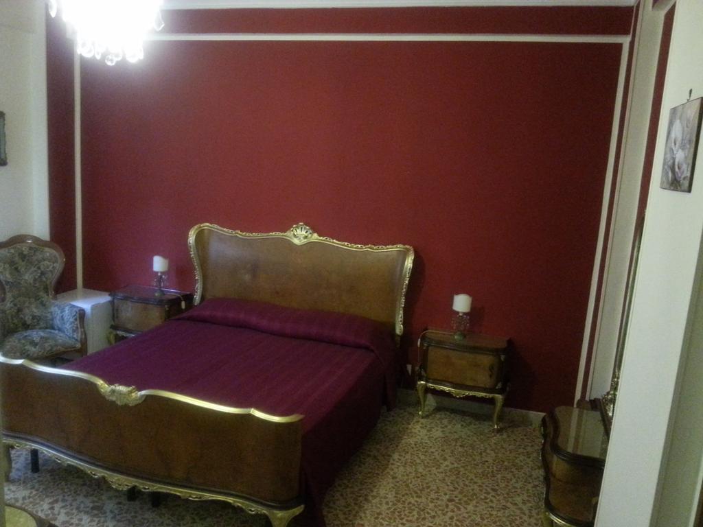 B&B Intrabartolo Τράπανι Δωμάτιο φωτογραφία